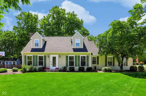 12800 Wembly Rd, Carmel, IN 46033
