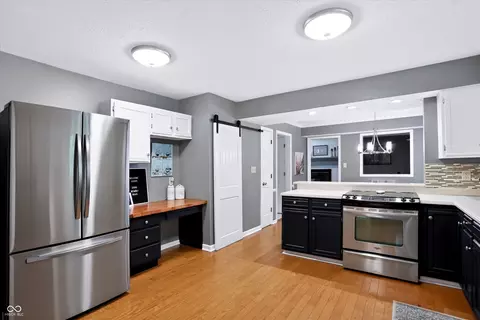 Kitchen - 12800 Wembly Rd, Carmel, IN 46033 photo 3 of 3