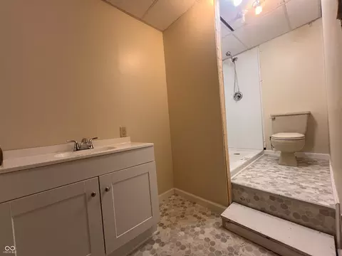 Bath - 6150 E 600 N, Windfall, IN 46076 photo 1 of 1