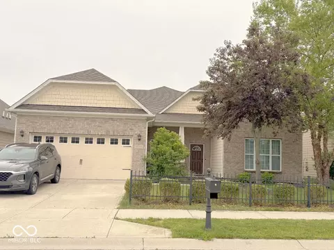 12051 Sanctuary Blvd, Zionsville, IN 46077