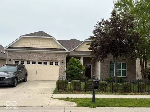 12051 Sanctuary Blvd, Zionsville, IN 46077