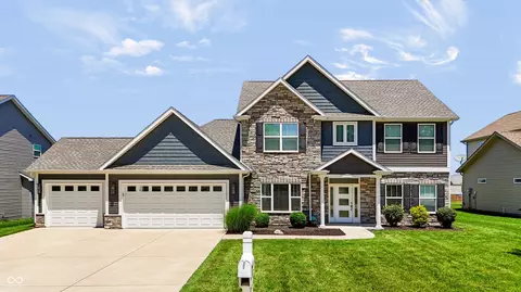 1066 Chesapeake Pointe Dr, Lafayette, IN 47909