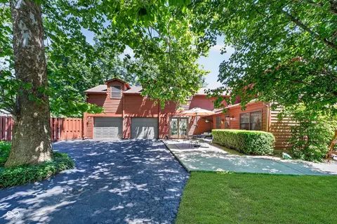 28 Homestead Dr, Sheridan, IN 46069