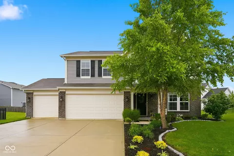 9802 Violet Cir, Indianapolis, IN 46239