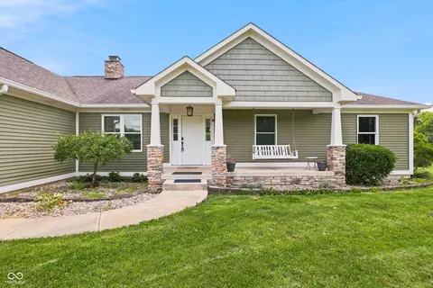 Exterior - 25541 Scherer Ave, Arcadia, IN 46030 photo 2 of 11
