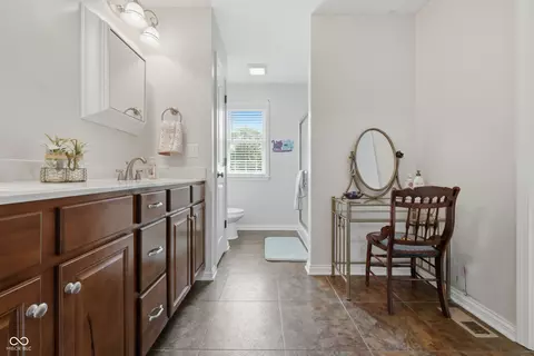 Bath - 25541 Scherer Ave, Arcadia, IN 46030 photo 1 of 3