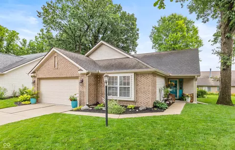 9509 Summer Ridge Pl, Indianapolis, IN 46260