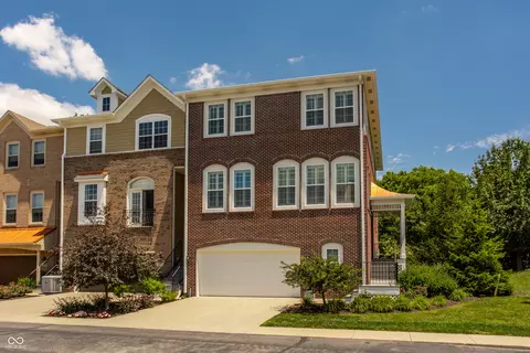 121 Wakefield Way, Zionsville, IN 46077
