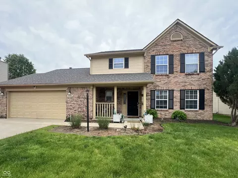 11121 Oakspring Ct, Indianapolis, IN 46239