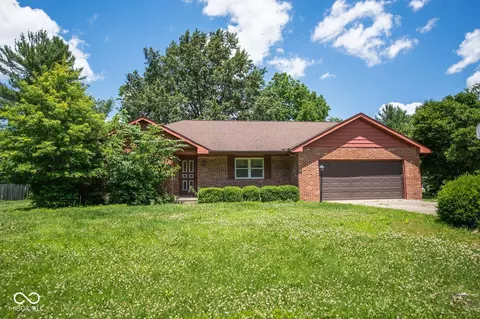 4820 E Brentwood Ave, Terre Haute, IN 47805