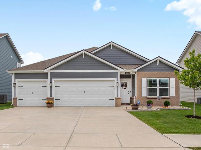 290 Waterford Ln, Pendleton, IN 46064