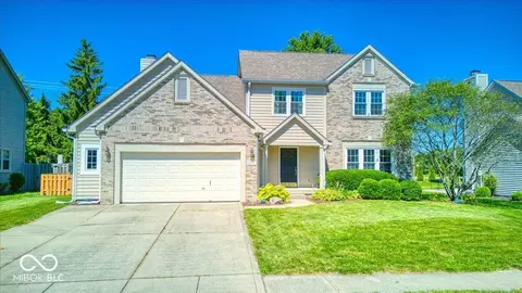 4847 Ashbrook Dr, Noblesville, IN 46062