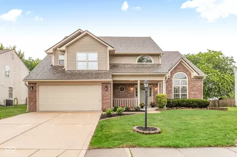 695 Stone Ln, Avon, IN 46123