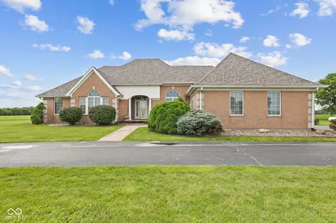 6485 W 100 S, Shelbyville, IN 46176