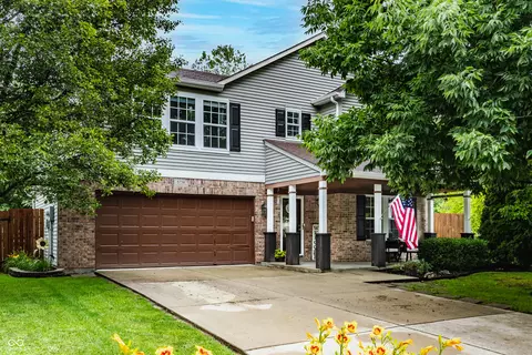 5756 N Plymouth Ct, Mccordsville, IN 46055