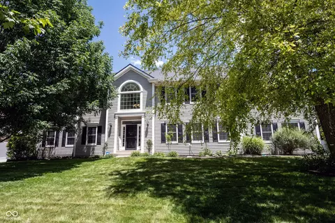 11121 Desert Glen Dr, Fishers, IN 46037