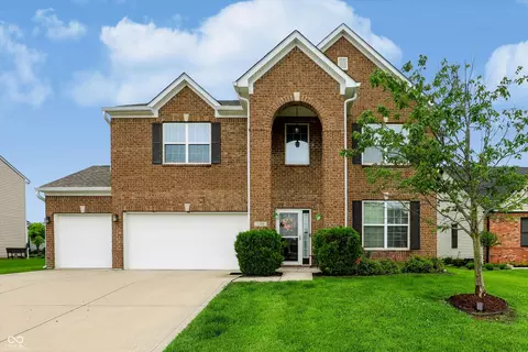 1294 Valdarno Dr, Greenwood, IN 46143