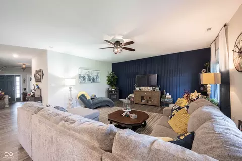 9856 Olympic Blvd, Pendleton, IN 46064 photo 16
