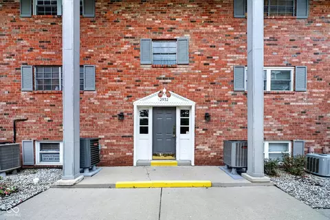 2932 Lake Shore Dr #A, Indianapolis, IN 46205