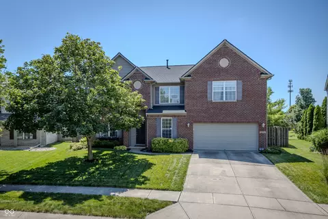 5825 Courtyard Cres, Indianapolis, IN 46234