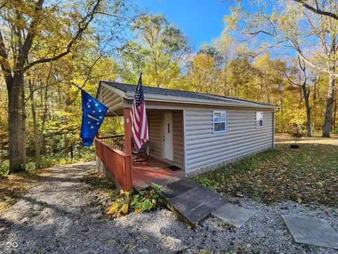 2598 S Wenonah Dr, Liberty, IN 47353