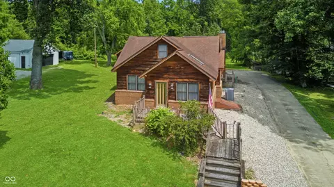 924 W 3rd St, Connersville, IN 47331