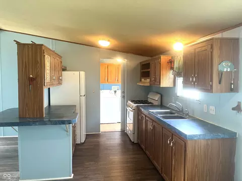 Kitchen - 534 Central Ave, Lapel, IN 46051 photo 1 of 1