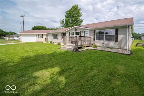 160 Post St, Wilkinson, IN 46186