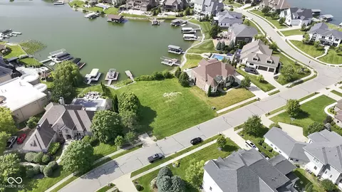 13612 Kingston Dr, Mccordsville, IN 46055