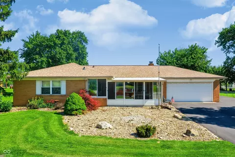 10280 E County Road 100 Rd S, Avon, IN 46123