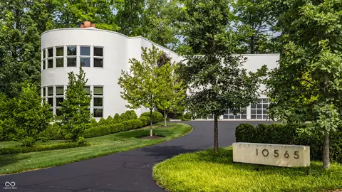 10565 Spring Mill Rd, Indianapolis, IN 46290