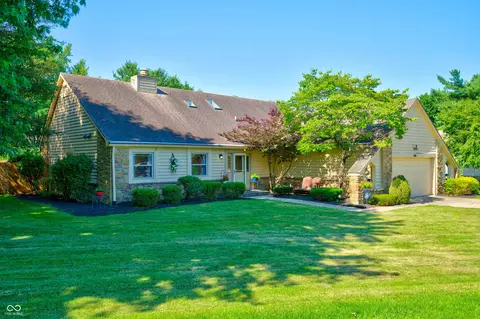 633 Echo Cir, Greenwood, IN 46142