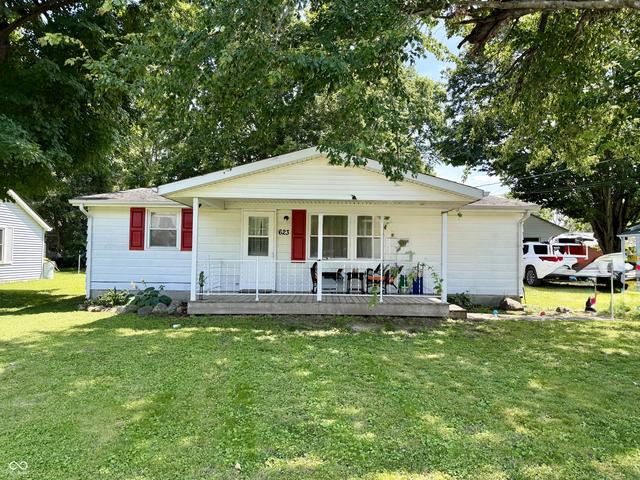 623 E Taylor St, Ladoga, IN 47954