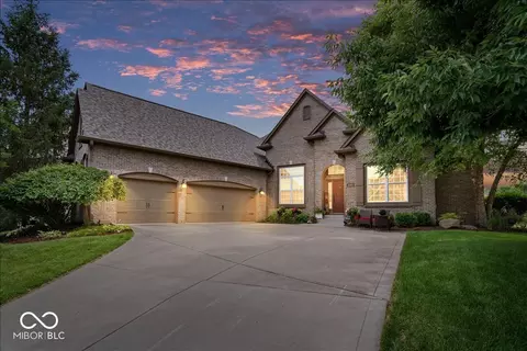2681 Diamente Dr, Westfield, IN 46074