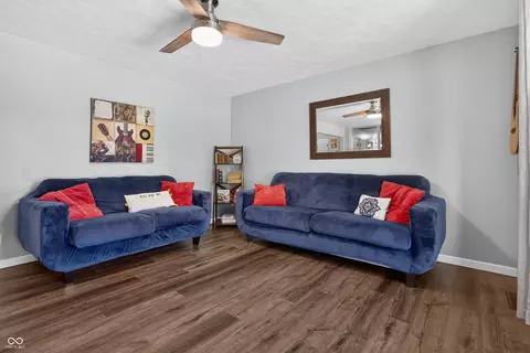 Living - 5308 E Broadmore Dr, Columbus, IN 47201 photo 1 of 4