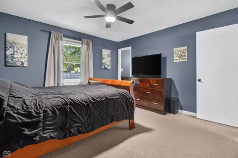 Bedroom - 5308 E Broadmore Dr, Columbus, IN 47201 photo 6 of 6