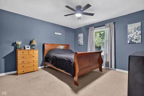 Bedroom - 5308 E Broadmore Dr, Columbus, IN 47201 photo 4 of 6