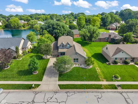 356 Southcreek Dr S, Indianapolis, IN 46217