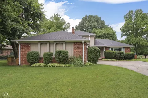388 Leaning Tree Rd, Greenwood, IN 46142