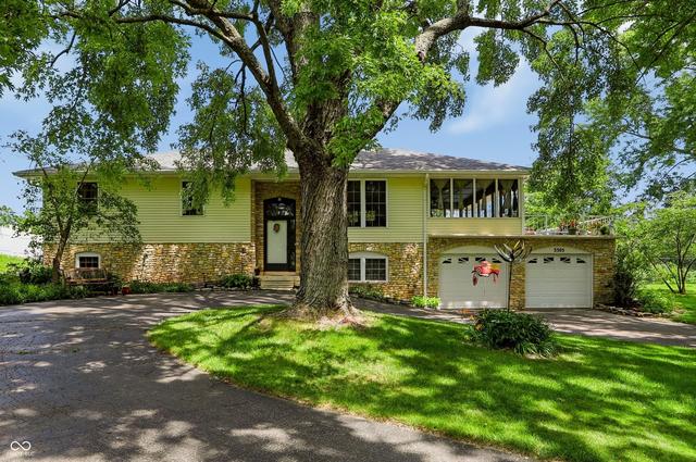 3305 Virginia St, Columbus, IN 47203