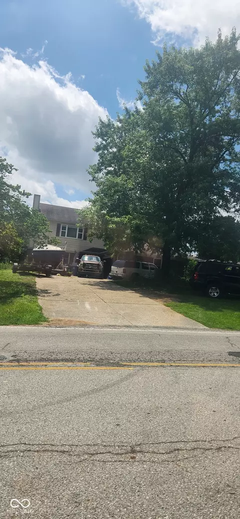 4377 W Fairview Rd, Greenwood, IN 46142