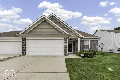 11724 Whisperwood Way #39B, Fishers, IN 46037