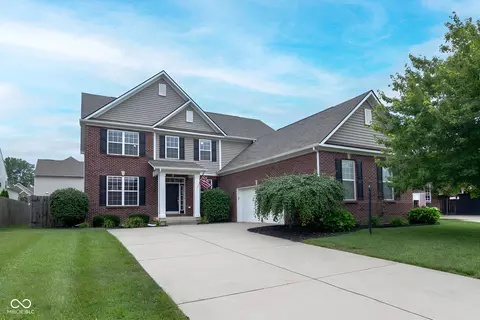 12330 Twyckenham Dr, Fishers, IN 46037
