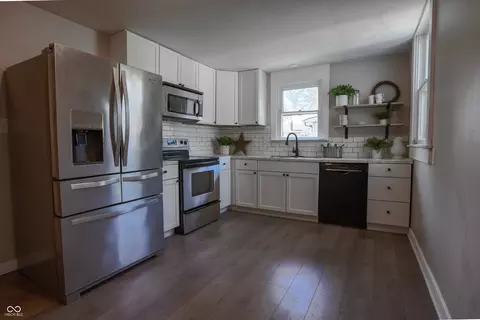 Kitchen - 251 S Avon Ave, Plainfield, IN 46168 photo 1 of 2