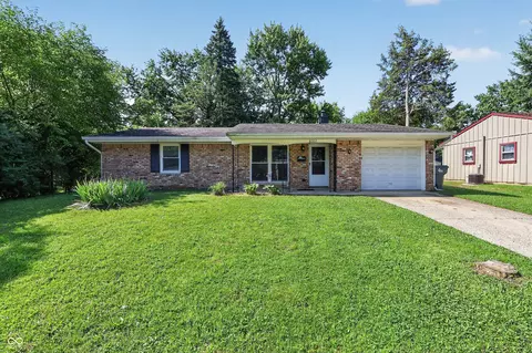 8707 Elmonte Dr, Indianapolis, IN 46226
