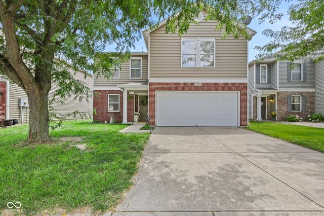 741 Wheatgrass Dr, Greenwood, IN 46143
