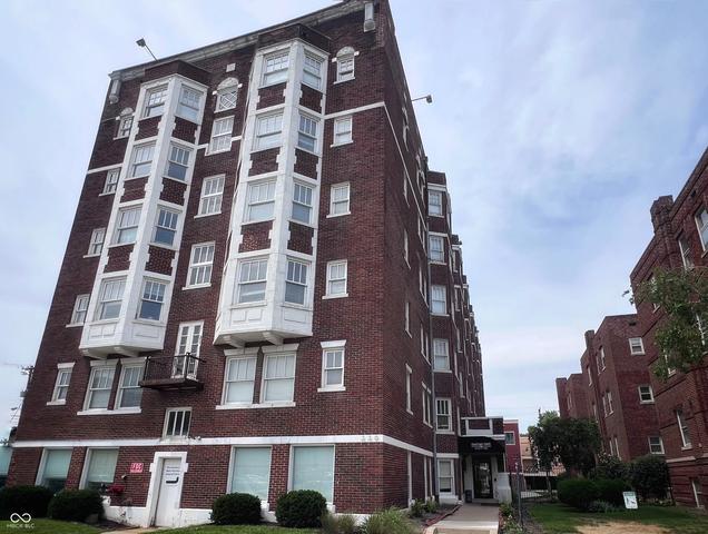 230 E 9th St #108, Indianapolis, IN 46204