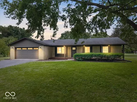 66 Plainview, Avon, IN 46123