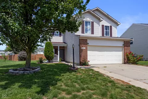 3087 Rolling Knoll Ln, Columbus, IN 47201