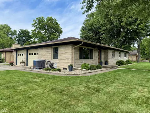 Exterior - 1108 Rogers Dr, Plainfield, IN 46168 photo 2 of 4